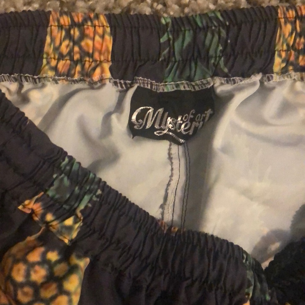 Pineapple trunks - Picture 2 of 3